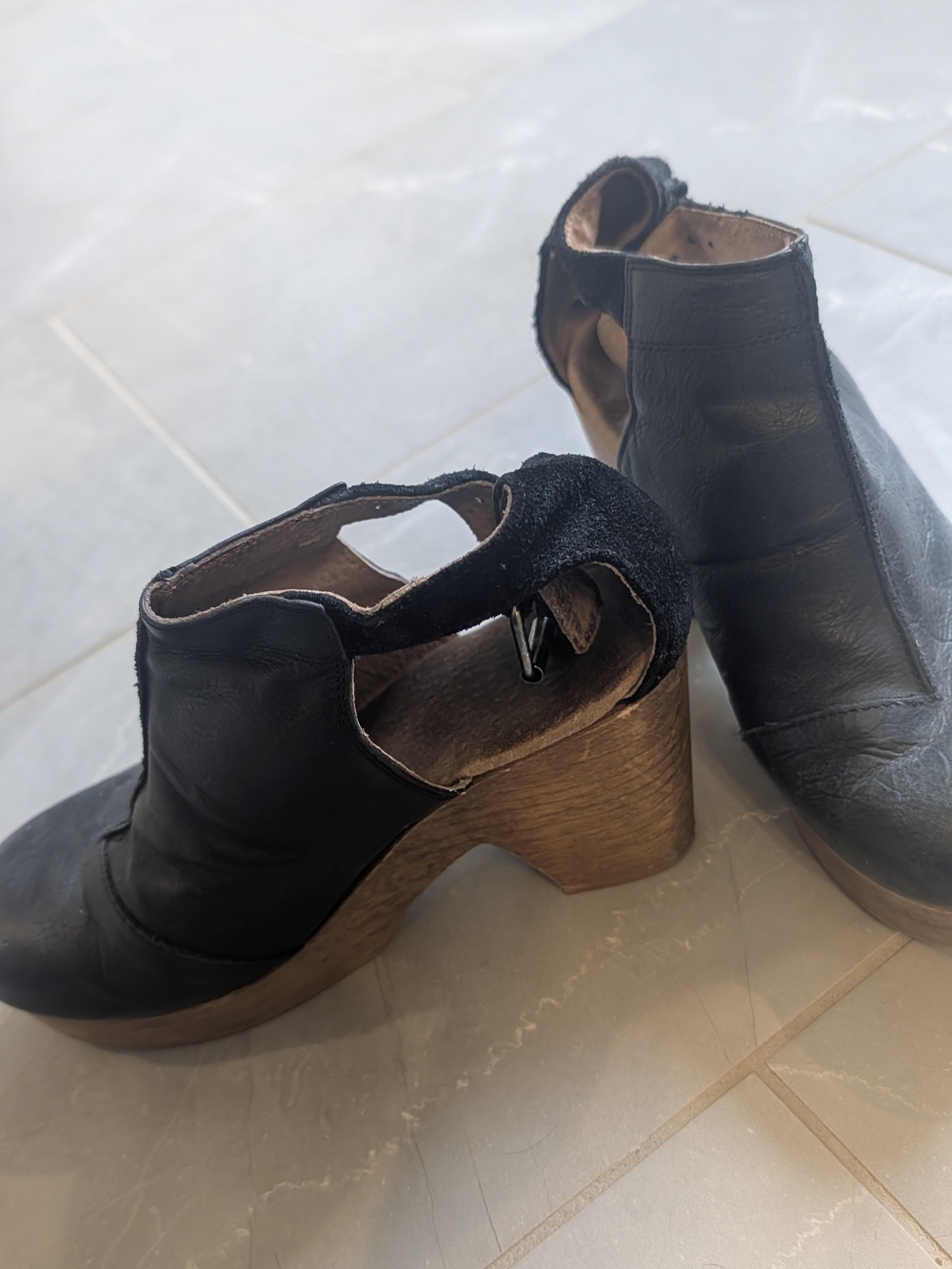 Free People FP Collection Cedar Clog – Black Leather – Size 37